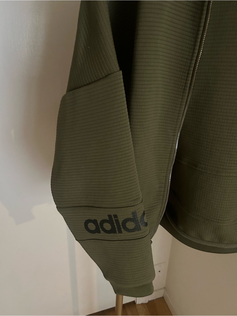 Adidas Originals Olive Green Cropped Bomber Jacket Zip Up Oversized | Size M - Picture 5 of 7